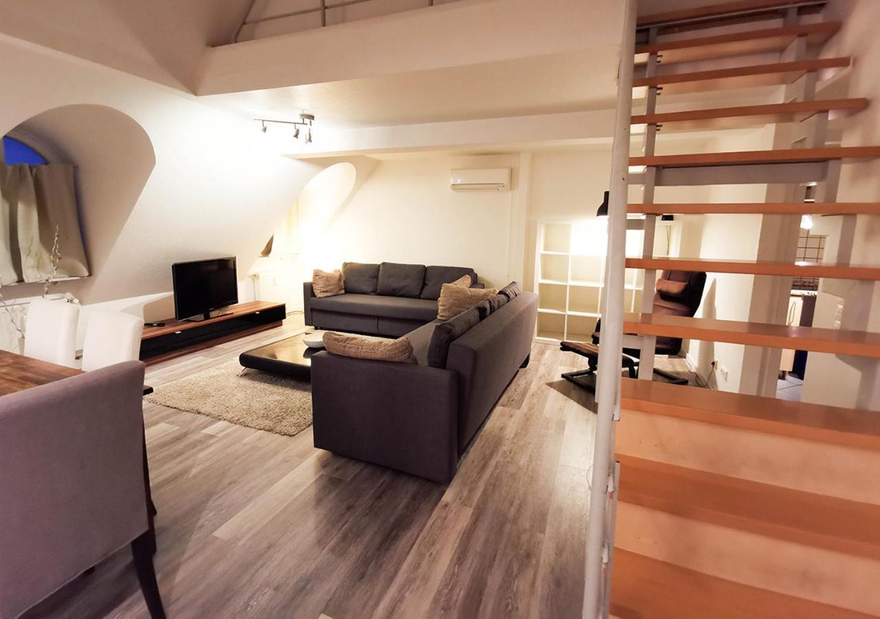 Cf26 75m2 Quiet Duplex Appartement